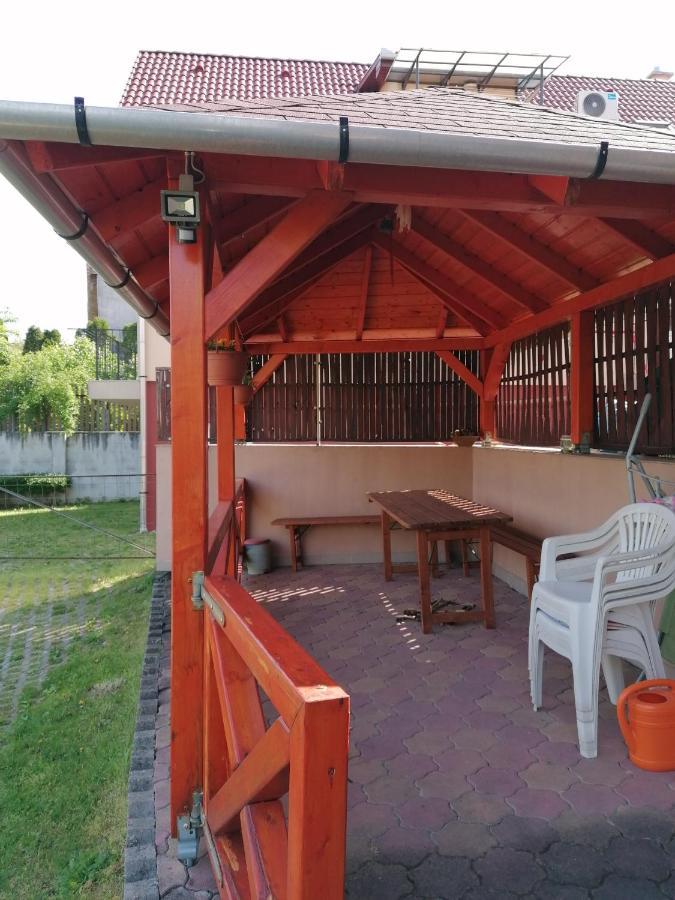 Zita Apartman エゲル エクステリア 写真