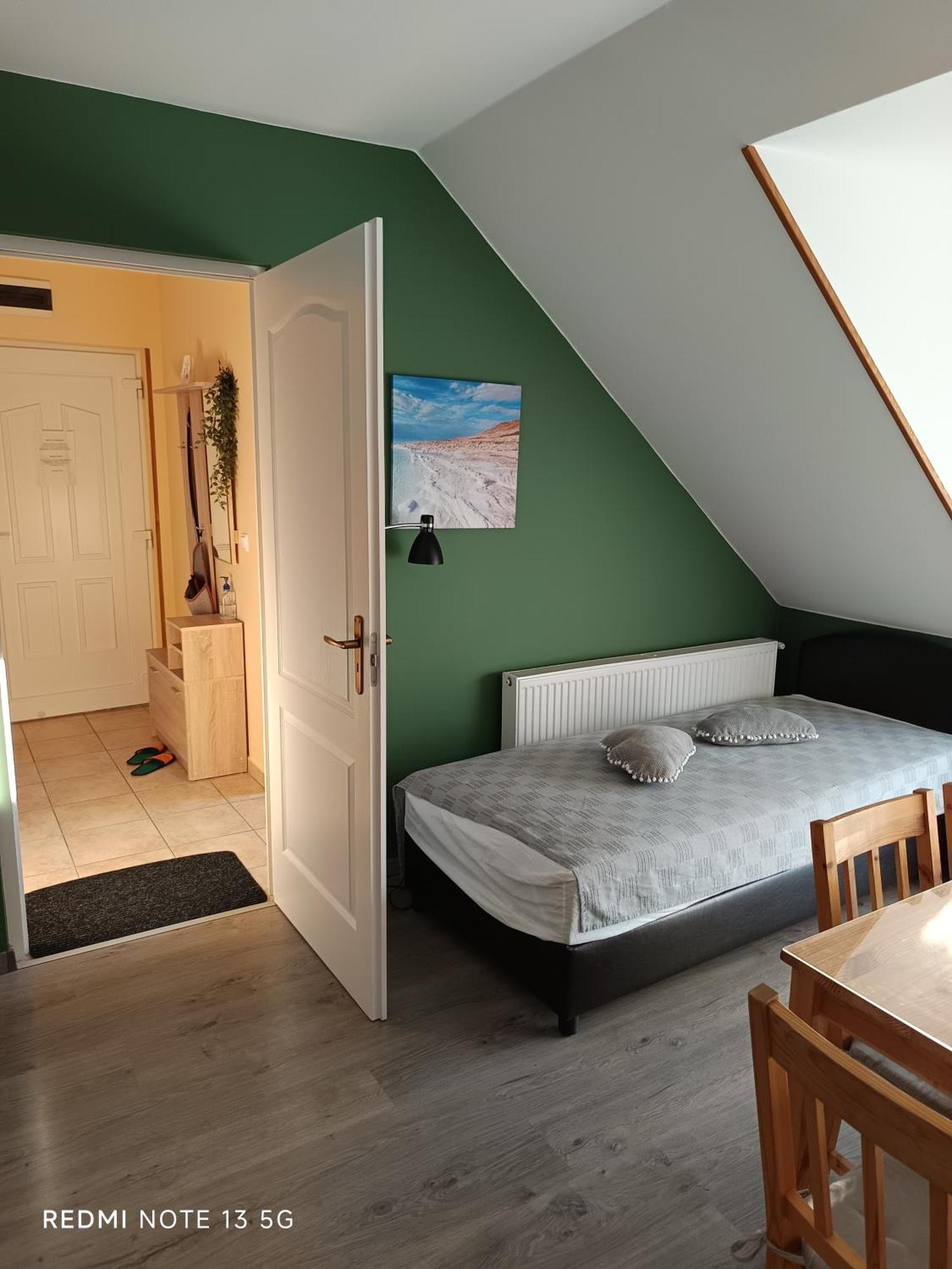Zita Apartman エゲル エクステリア 写真